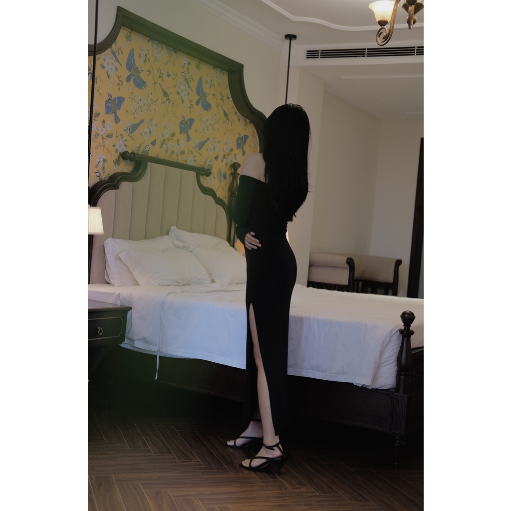 Đầm Cotton Trễ Vai Ôm Sát Màu Đen By Ther Design