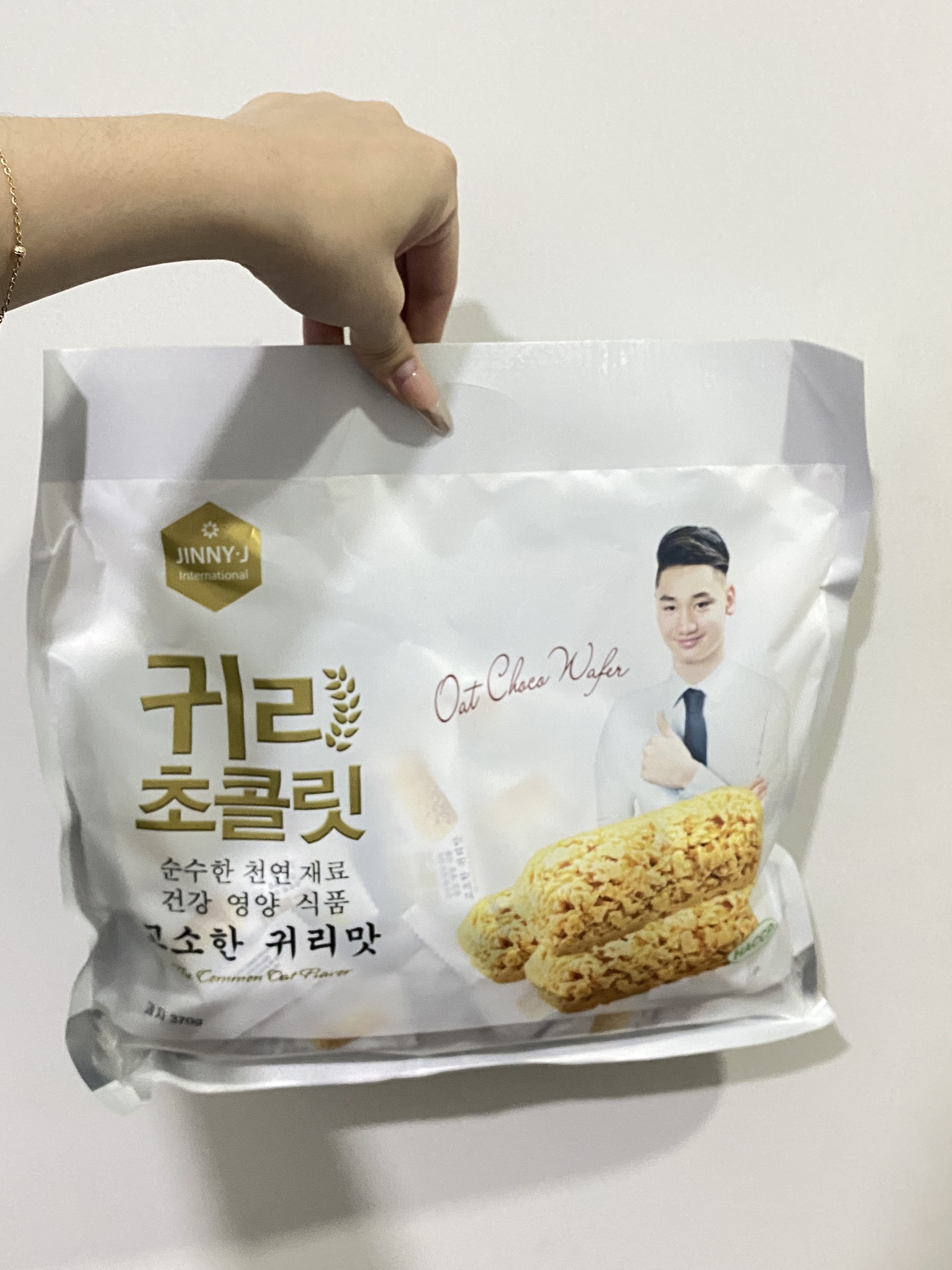 Bánh Xốp Yến Mạch Jinny-J/Ruby&Ben (Gói 350g)