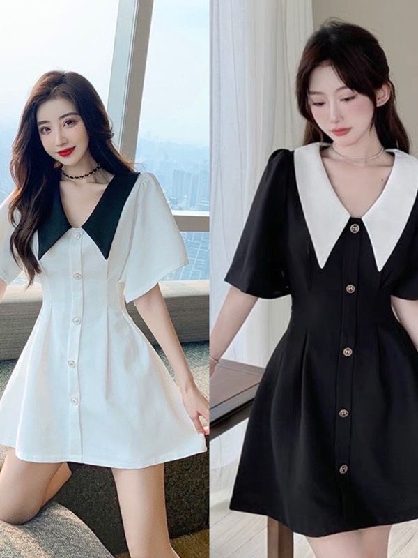 ĐẦM XÒE CÓ CỔ ĐÍNH NÚT NHẸ NHÀNG