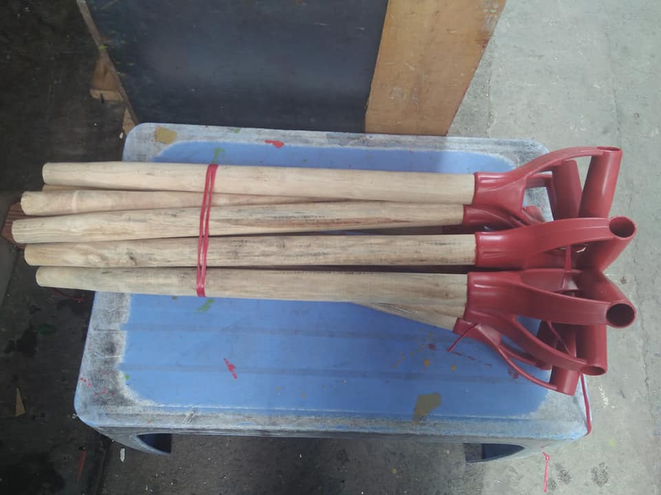 Combo 2 Cây Cán  xẻng làm vườn
