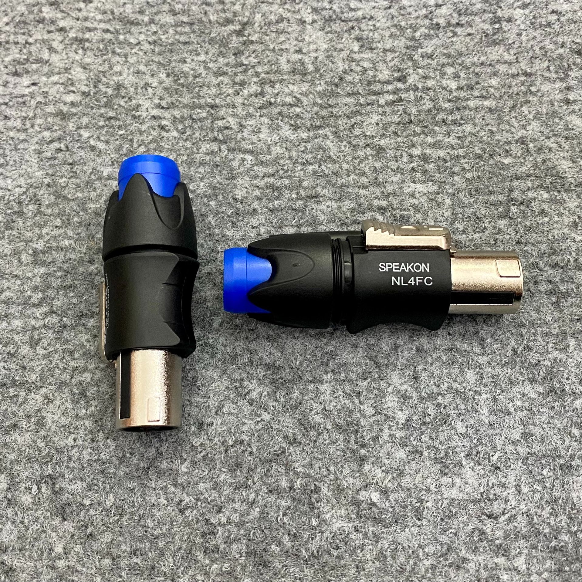 Jack Cắm Loa Speakon Newtrik