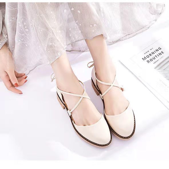 Sandal Nữ Bít Mũi Đế Thấp 3P Quai Chéo