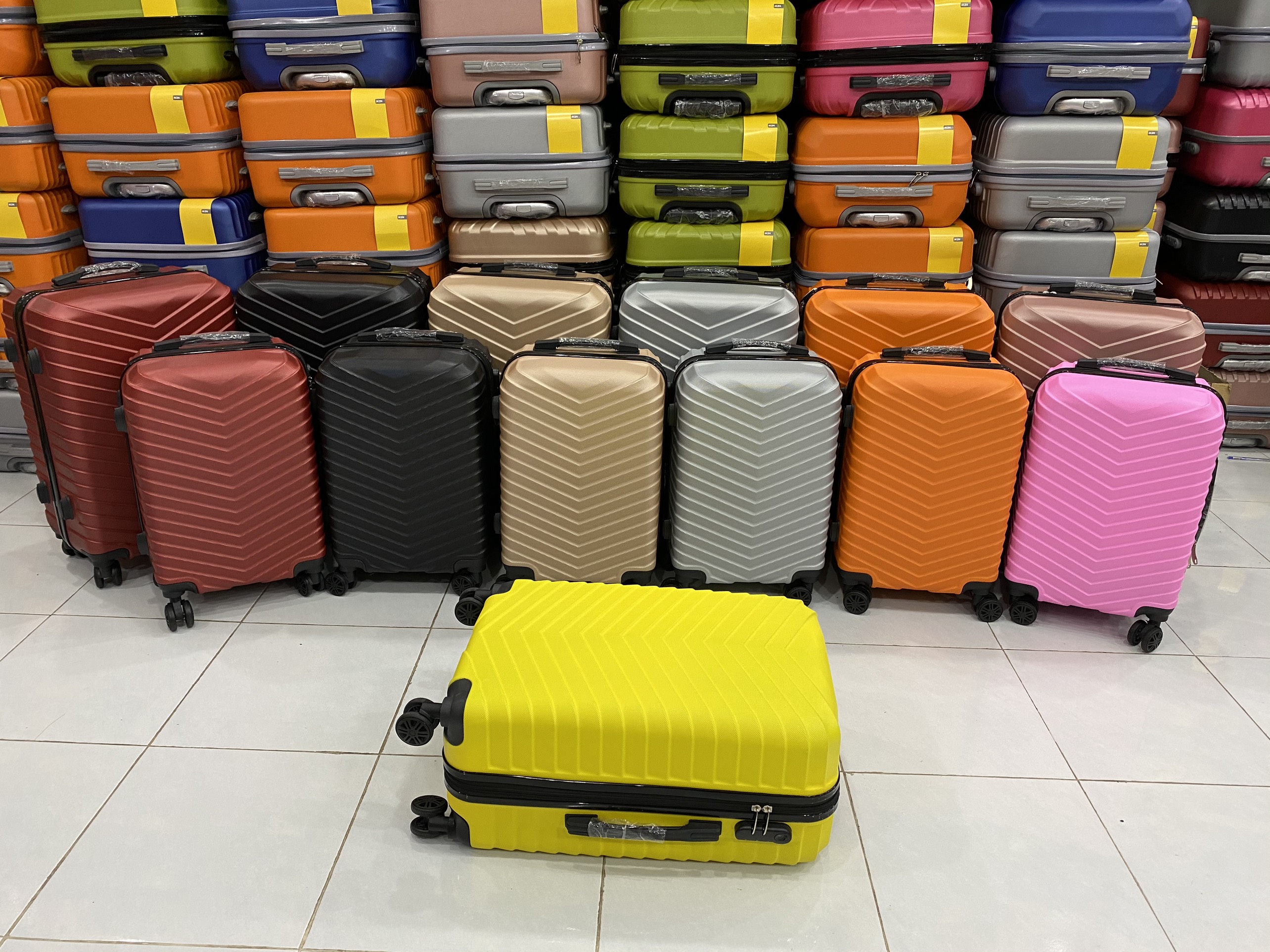 >> BÁO GIÁ VALI KÉO DU LỊCH 812 NHỰA ABS CHỊU LỰC TỐT - XANH | Shopee Lazada Sendo Tiki mới nhất 153 Vali Du Lịch Sọc PumpKin -SIZE 24- NHỰA ABS CHỊU LỰC TỐT CHỐNG TRẦY XƯỚC - VA ĐẬP - Ổ KHOÁ SIÊU BỀN