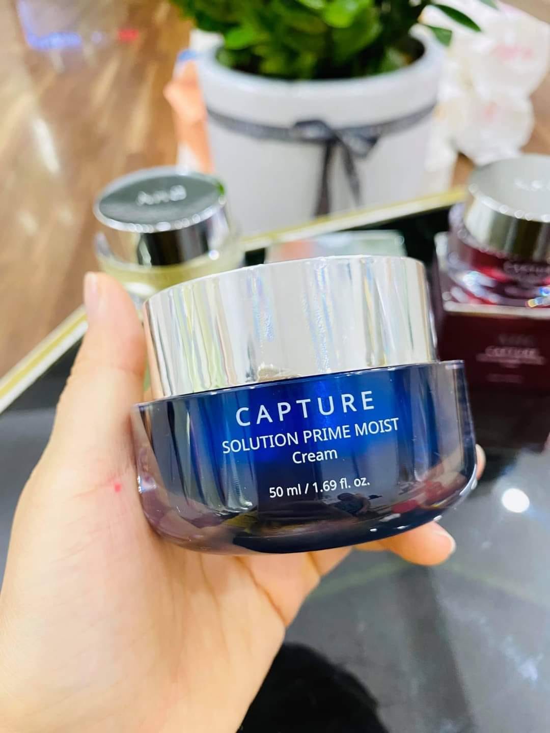 Kem dưỡng AHC Capture Solution Max Cream