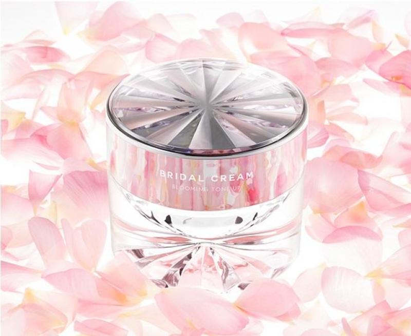 Kem dưỡng trắng mịn da Missha TIME REVOLUTION BRIDAL CREAM (BLOOMING TONE UP) 50ml cao cấp