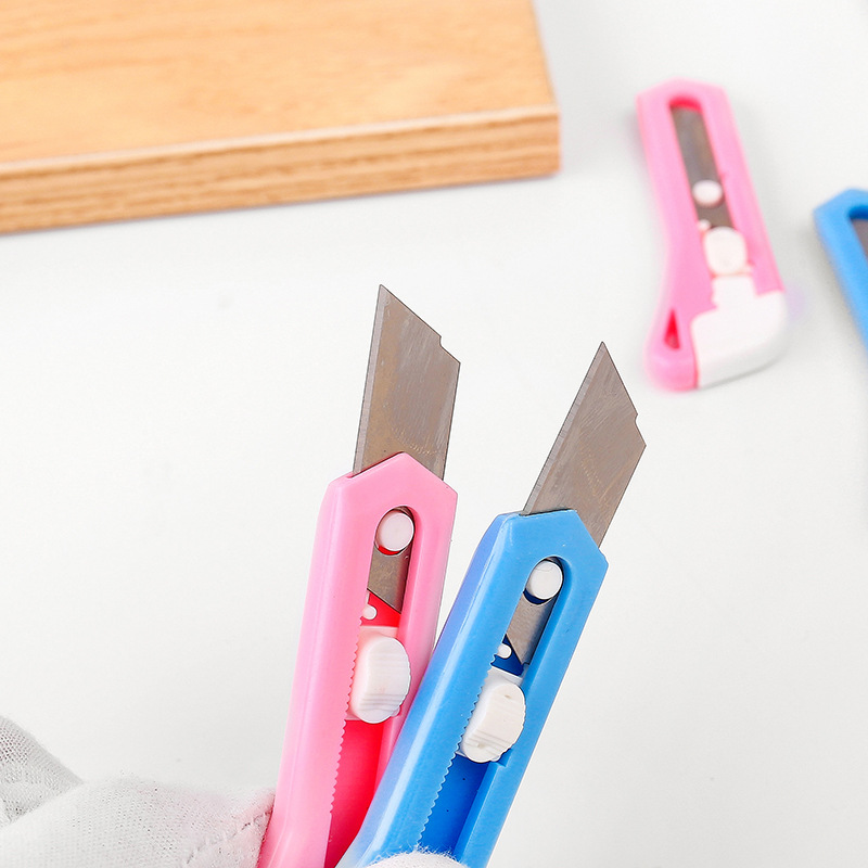 Dao Rọc Giấy Mini Nhiều Màu