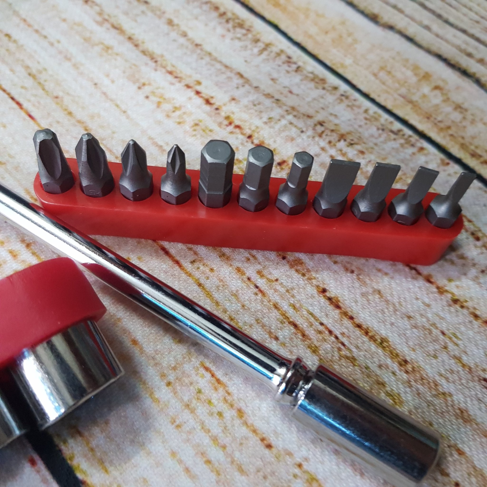 Bộ vặn ốc vít đa năng 22 chi tiết TOP