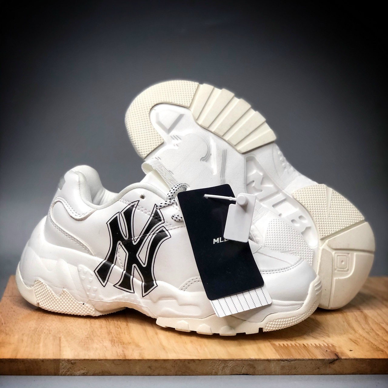 Giày MLB Bigball Chunky A New York Yankees White  Sneakerhanoi  Mẫu Giày  Hot Nhất 2023  Hanoi Sneaker