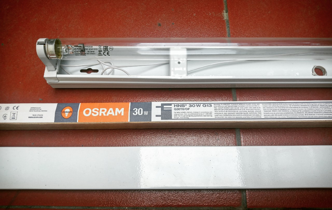 (SALE) Bộ đèn UV diệt khuẩn 30W dài 90cm hãng OSRAM