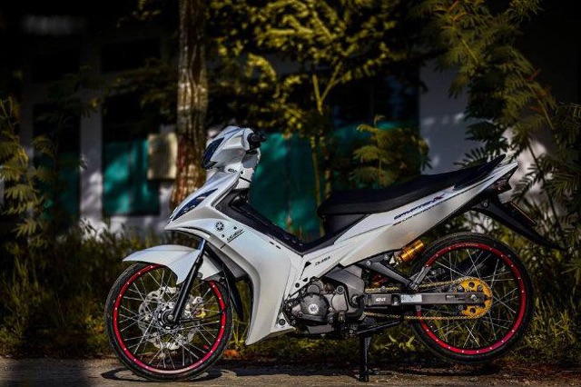 Tem exciter 2010 crypton x trắng
