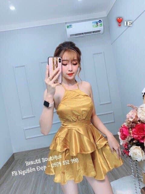 Đầm yếm hai tầng trơn chất phi bóng cực xinh