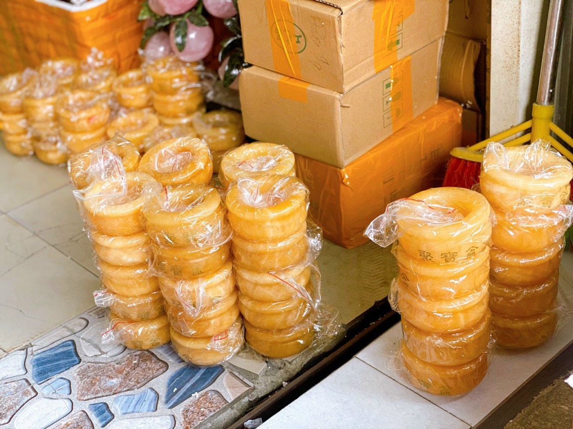 Bát Vàng Tụ Bảo Đá Ngọc Hoàng Long