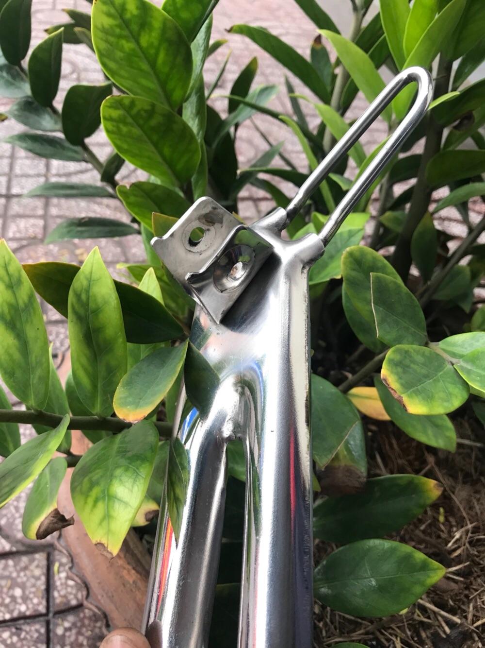 PAS GÁC CHÂN SAU DREAM INOX 304