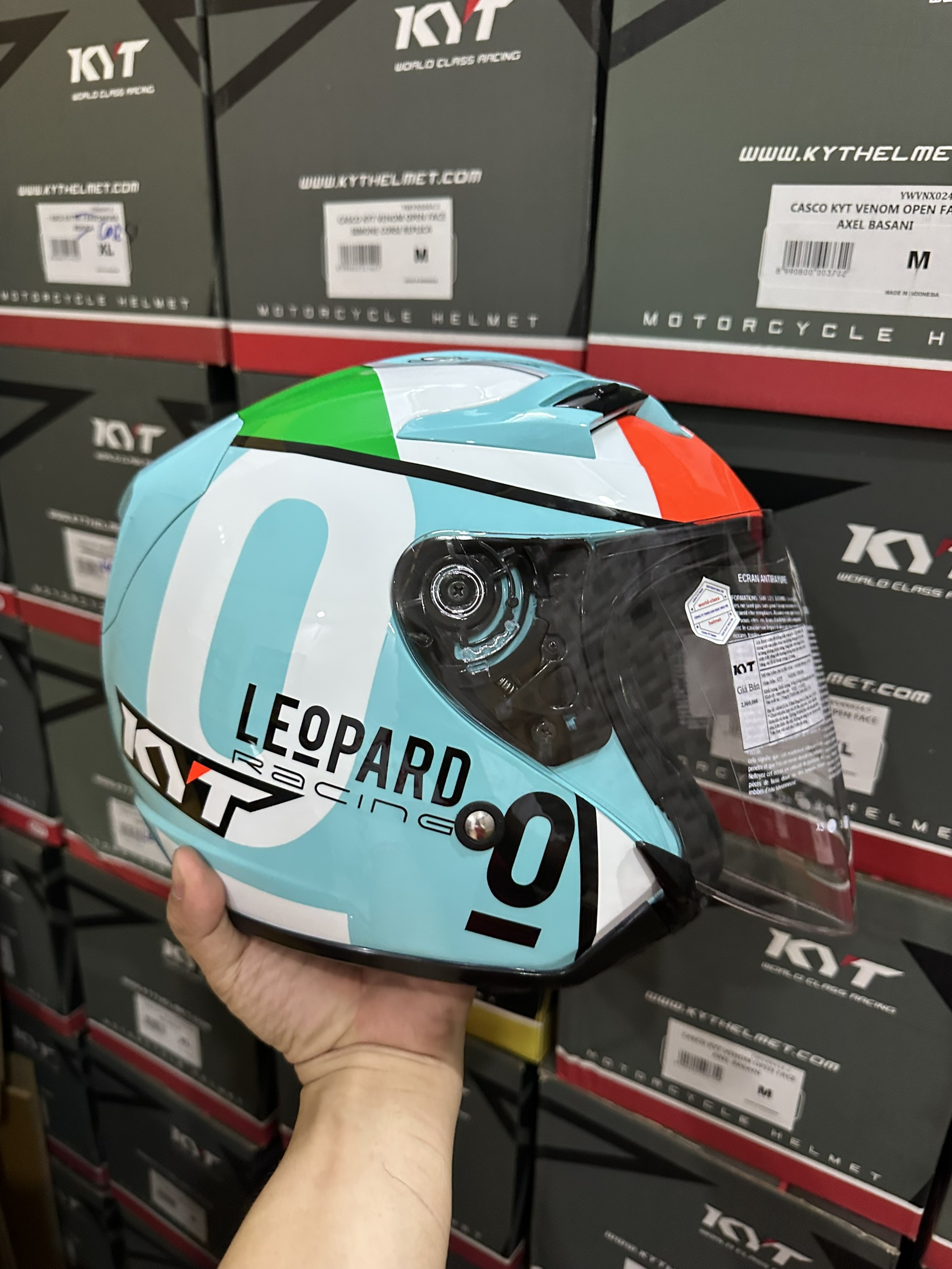 Mũ bảo hiểm KYT 3/4 Venom Leopard