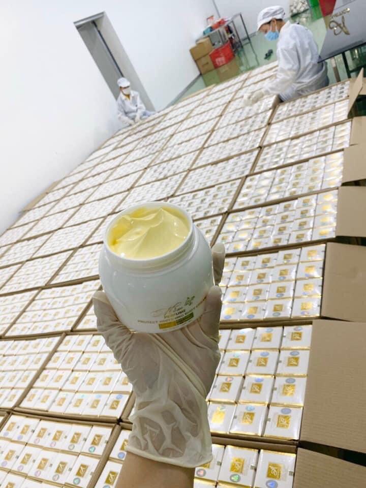 [HCM]KEM BODY MỀM NƯỚC HOA A COSMECTICS