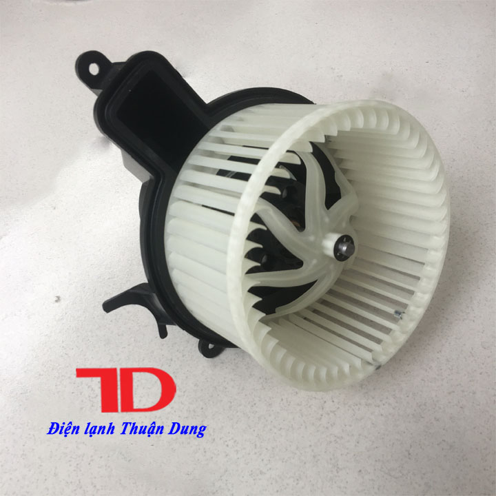 Quạt dàn lạnh Dongfeng - Điện Lạnh Thuận Dung