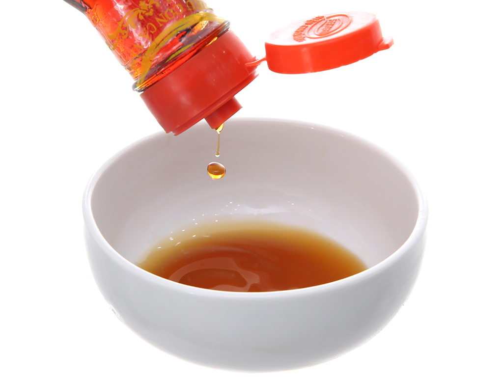 Thùng 6 chai NƯỚC MẮM TỨ TUYỆT (hiệu Con Cá Vàng PT FISACO) (chai 490ml 40 độ đạm)