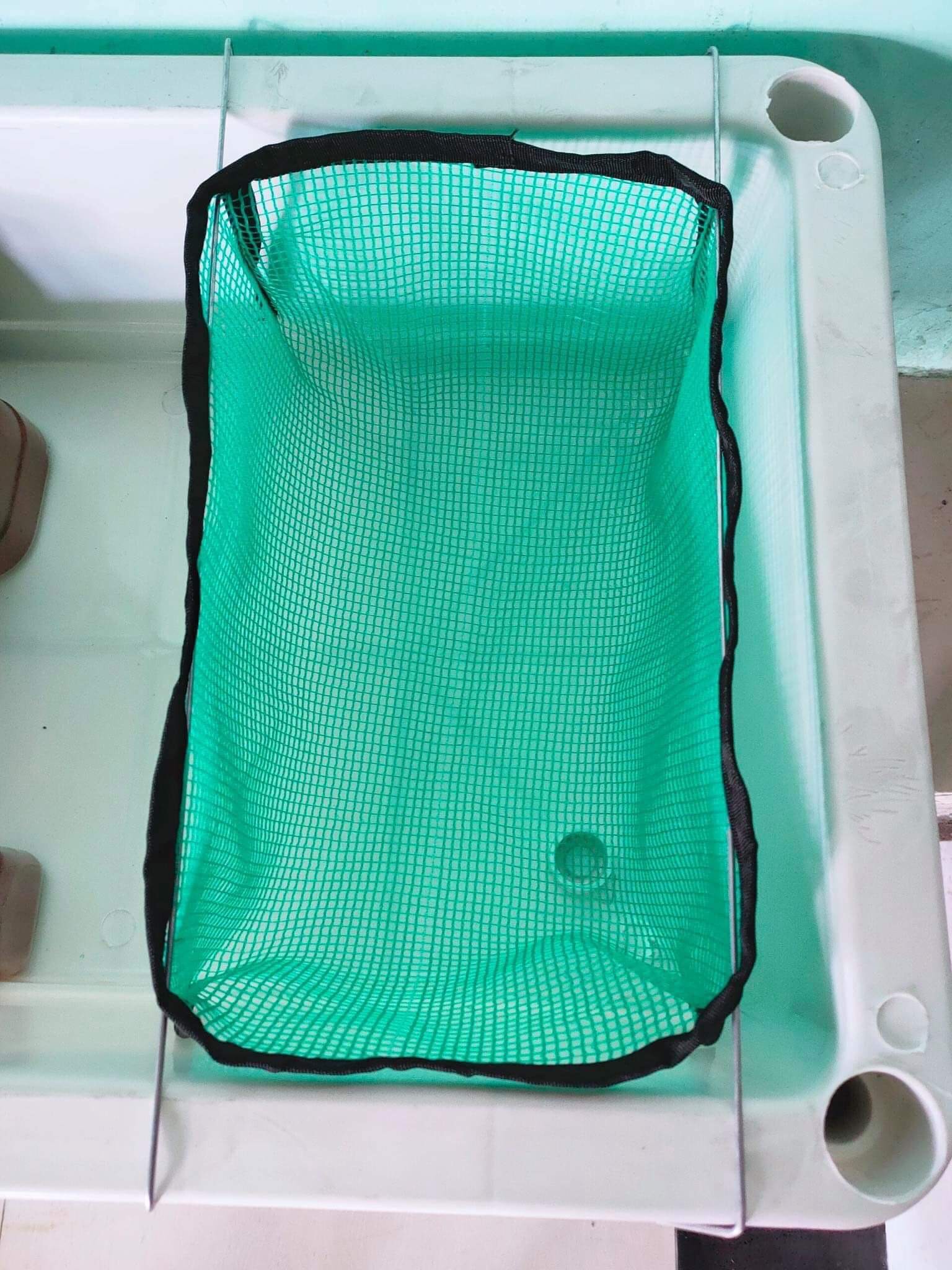 LỒNG DÀNH CHO CÁ ĐẺ,, GUPPY,, LỒNG DƯỠNG CÁ BẢY MÀU 3.5 ly