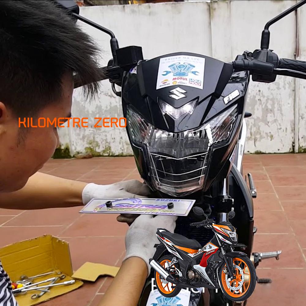 PAS Gắng Bảng Tên Trước Suzuki RAIDER