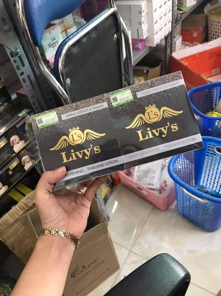 Kem body livy đen