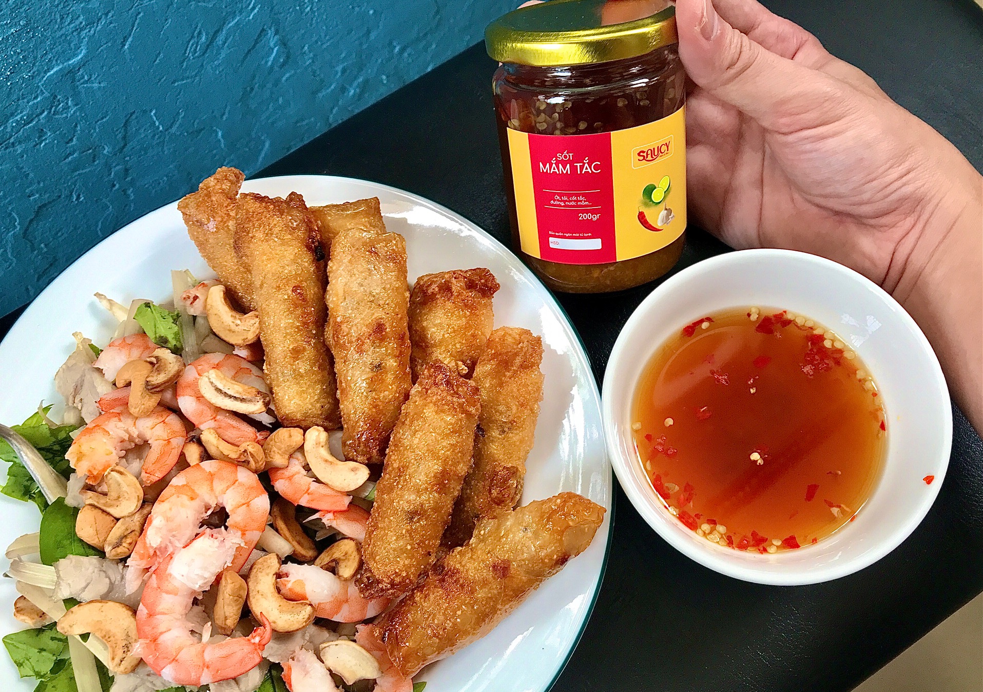 Nước Mắm Chua Ngọt Saucy 200gr