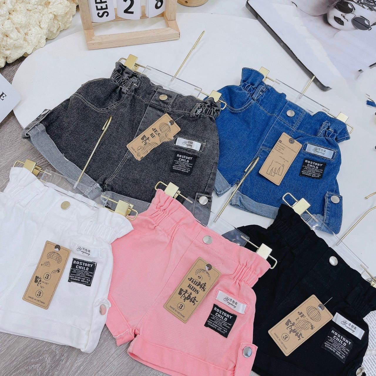 Tomnaukids--Quần jean bé gái siêu cưng phối với áo thun siêu cưng
