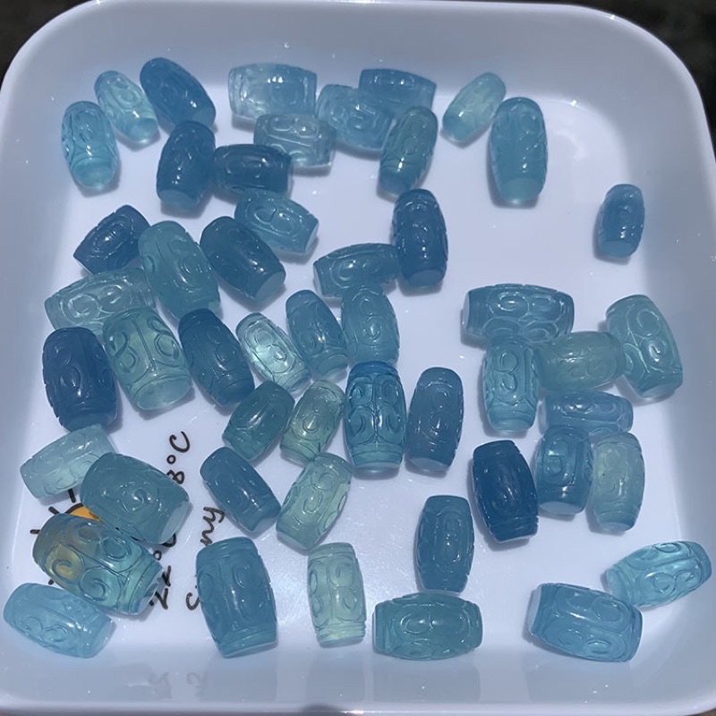 Lu thống đá aquamarine tự nhiên