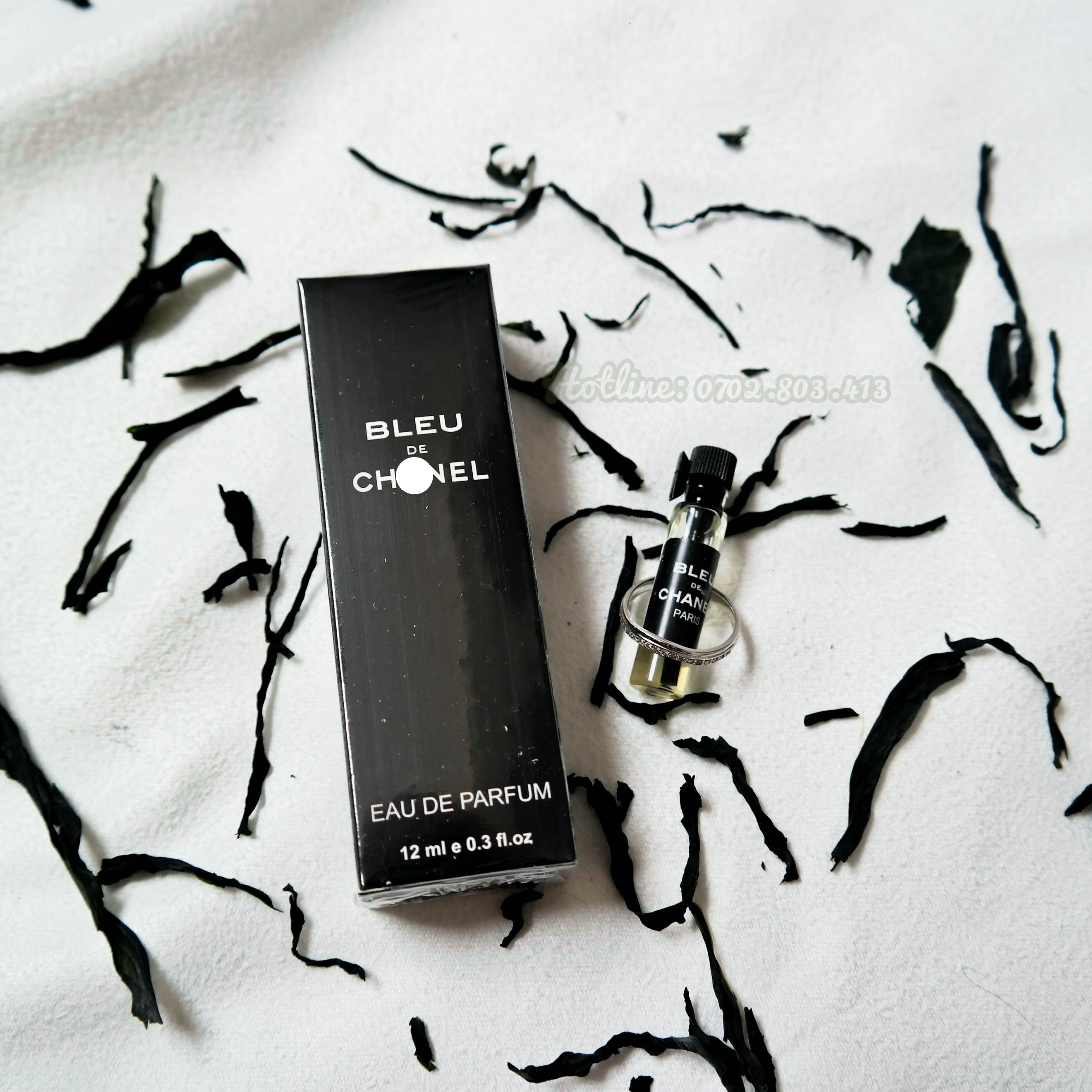 Tinh dầu thơm Bleu de Chanel dạng chai lăn 12ml