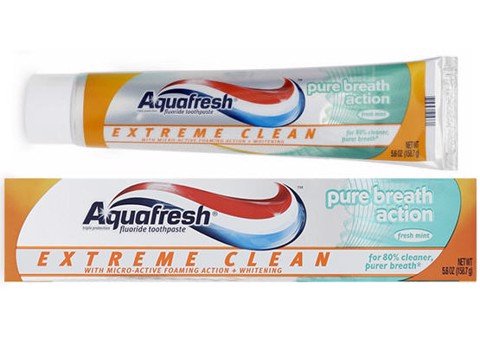 KEM  ĐÁNH RĂNG AQUAFRESH MỸ