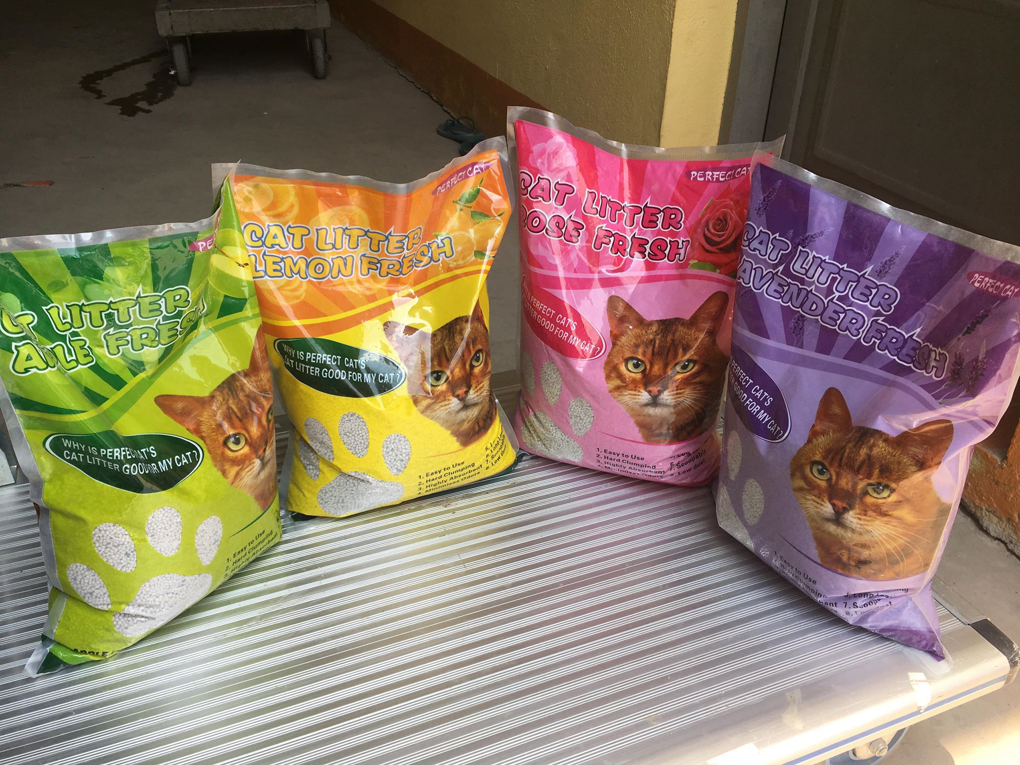Cát vệ sinh mèo CAT LITTER PERFECT CAT 5 Lít