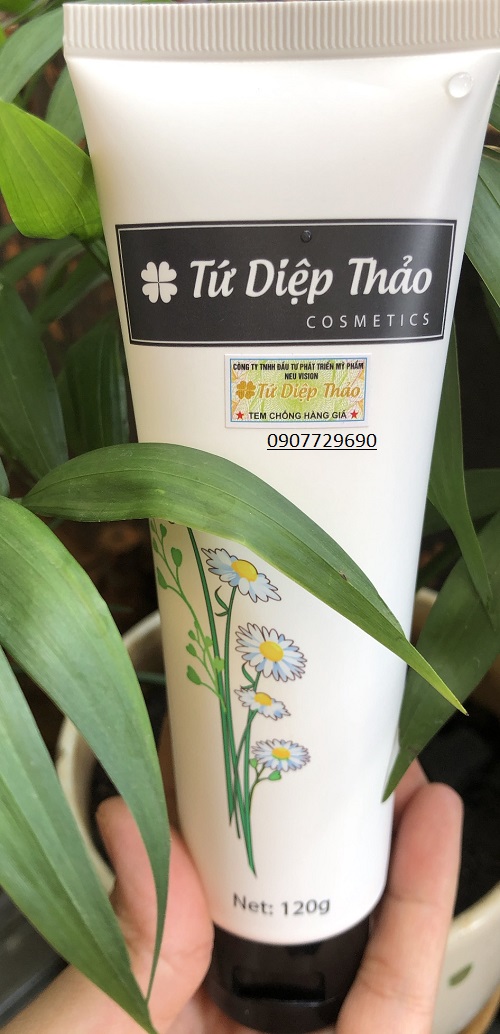 Tẩy tế bào chết TỨ DIỆP THẢO 120g