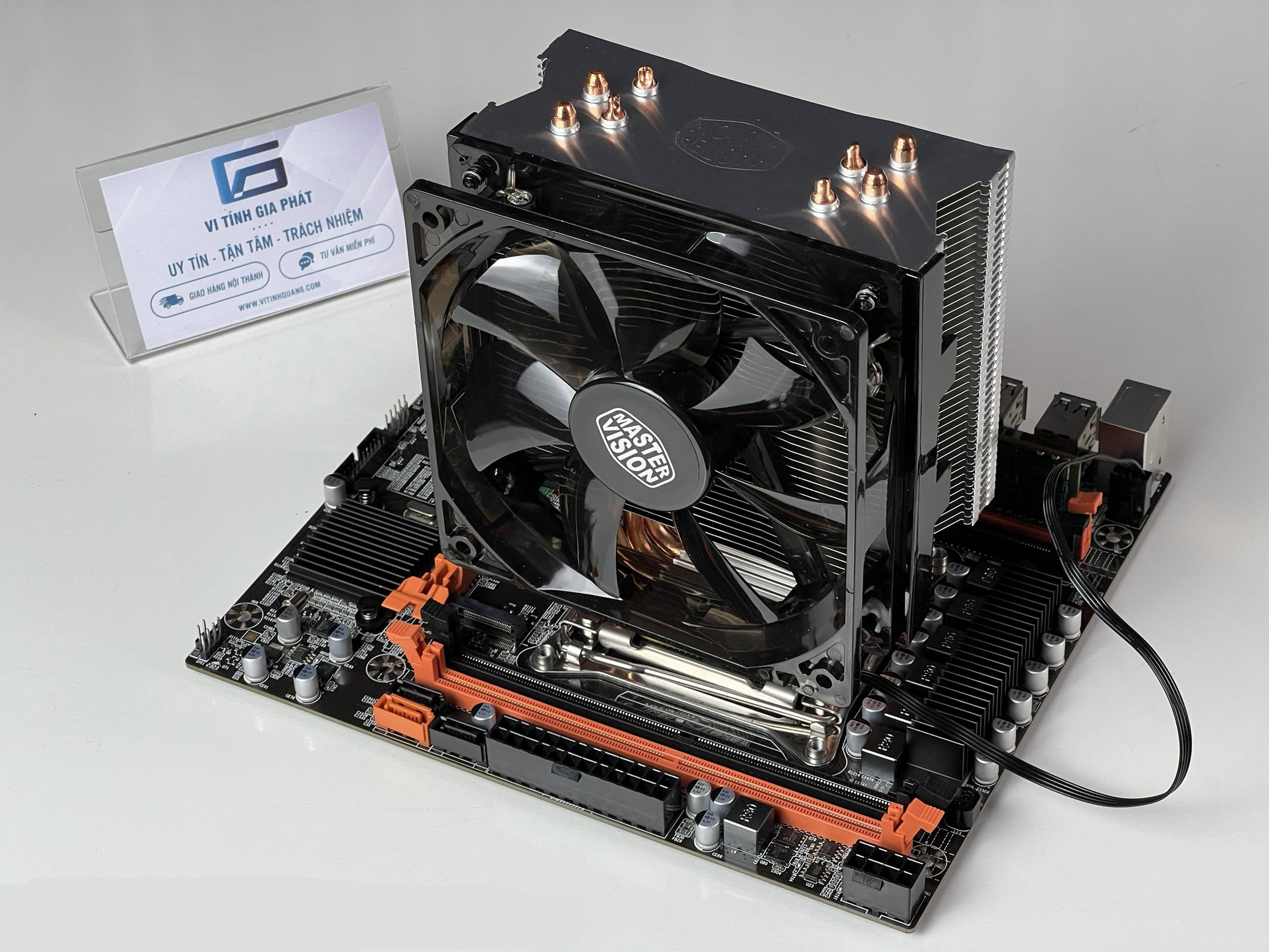 Combo X99 + CPU 2696 V3 + Ram3 32G + K400 (xung nhịp cao chiến Game , nhân luồng nhiều chạy máy ảo , Nox , Render Video)