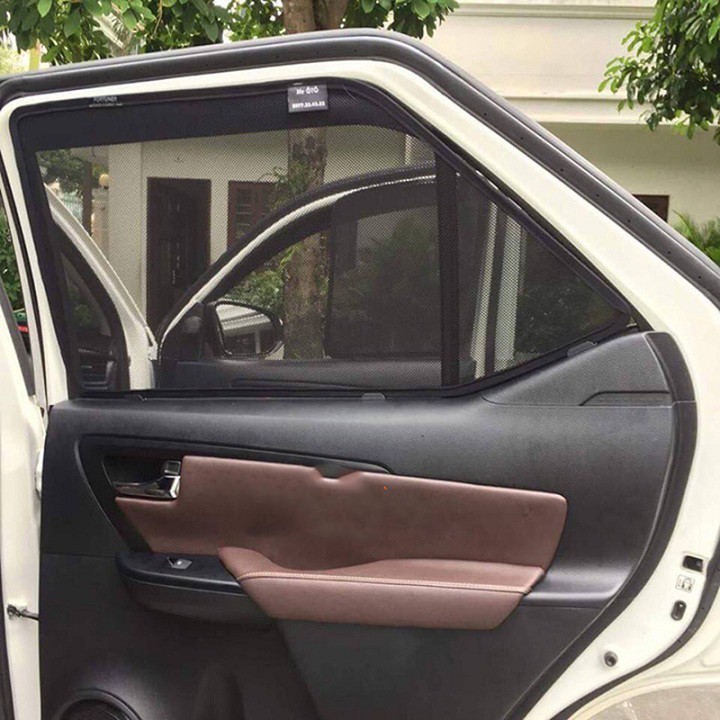 Rèm che nắng theo xe Fortuner 2017 2018 2019  2020 2021 2022 , rèm có nam châm , đế cài