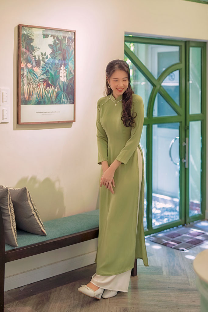 Sumire Store Áo dài Truyền thống Tú Thanh