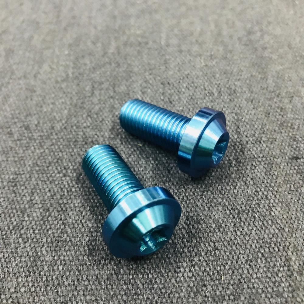 [HCM][ 2 ỐC HEO DẦU] BỘ 2 CON ỐC BẮT HEO DẦU KIỂU TRANG TRÍ XE MÁY CHO DÒNG XE YAMAHA (10LY)