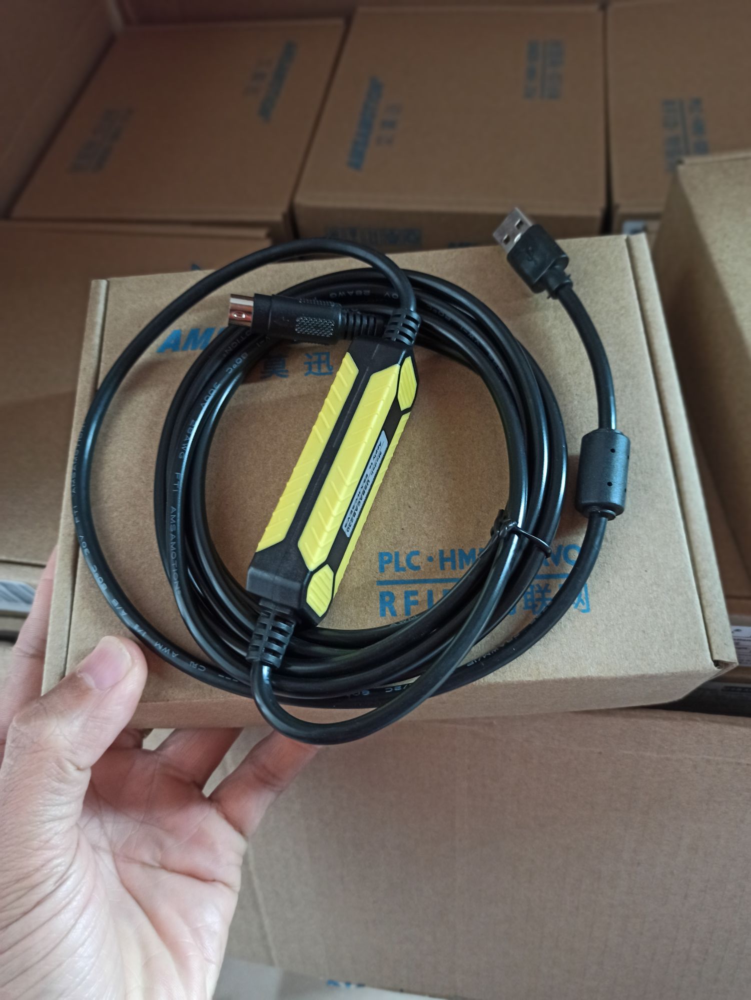 Programming cable for Delta PLC. Cáp nạp chương trình PLC Delta USBACAB230
