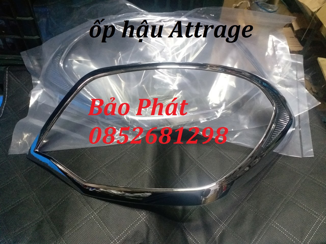 Ốp viền đèn pha + hậu attrage