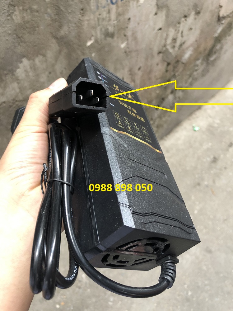 SẠC ĐIỆN 48V 20AH CHÂN CHỤP HÀNG CAO CẤP
