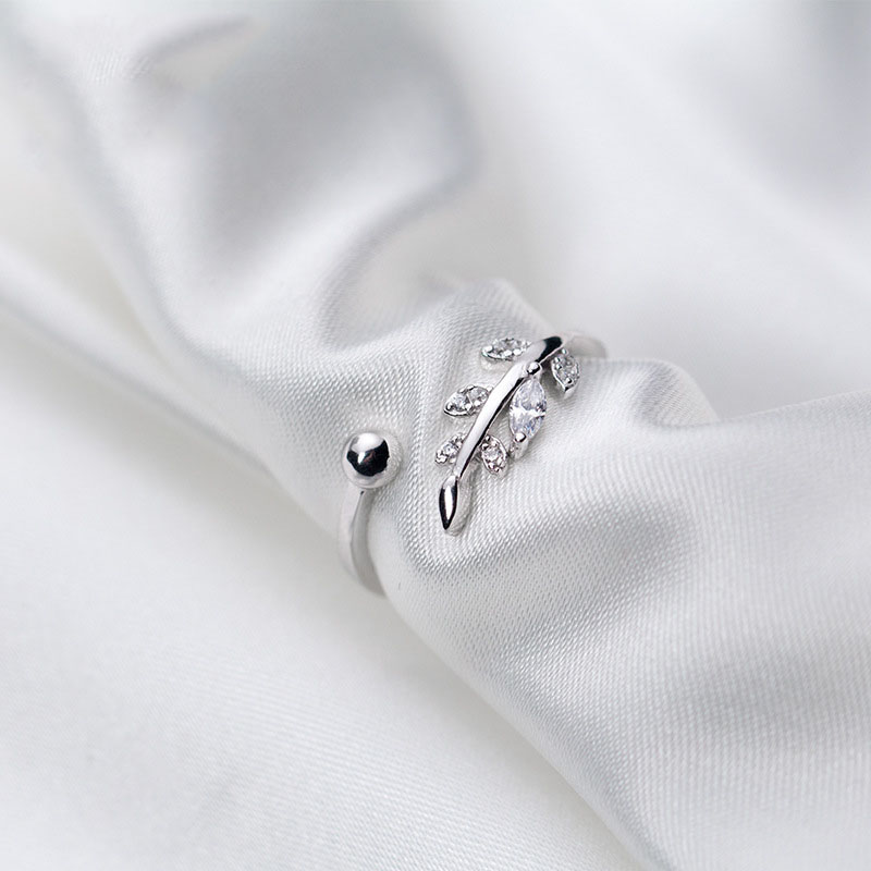 Nhẫn Bạc Nữ Thiết Kế Hình Chiếc Lá Tinh Tế Dành Cho Phái Đẹp N2453 - Bảo Ngọc Jewelry
