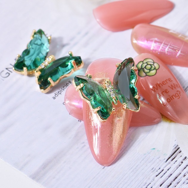 Bướm Đá Pha Lê Đính Móng GS24