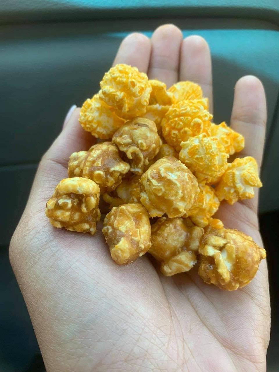 [USA] Bắp rang Cretors mix Cheese & Caramel 908g EXP:07/2022