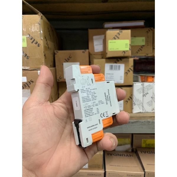 Rơ le bảo vệ ngược pha và mất pha 600PSR280 / 520 SELEC