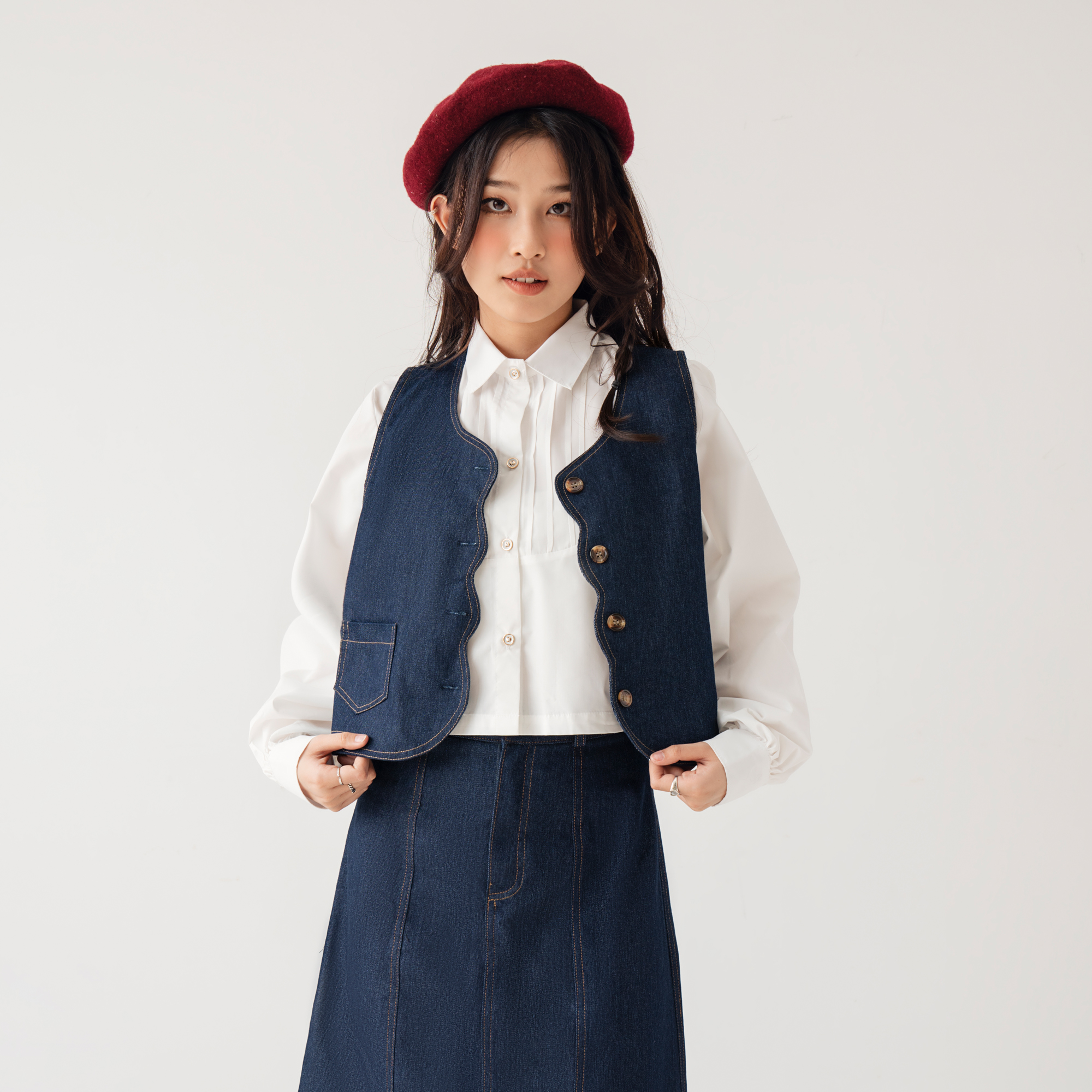 BLEUBIRD Set áo gile và chân váy denim Parma Set