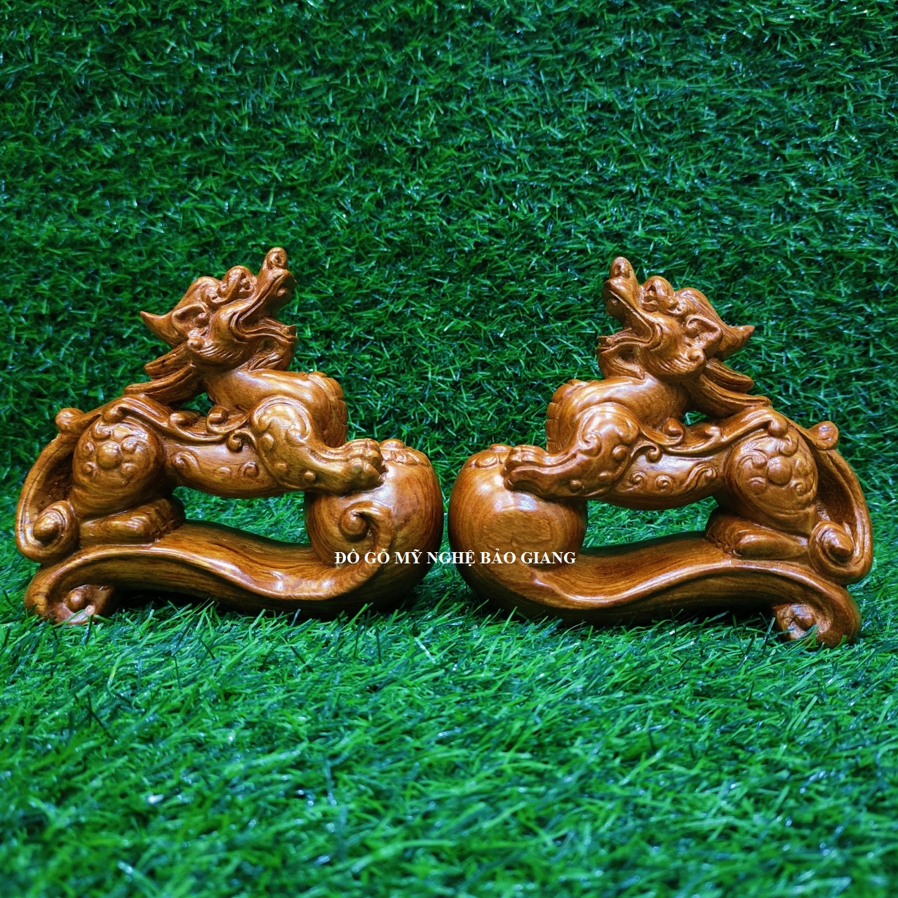 Cặp tỳ hưu gỗ hương