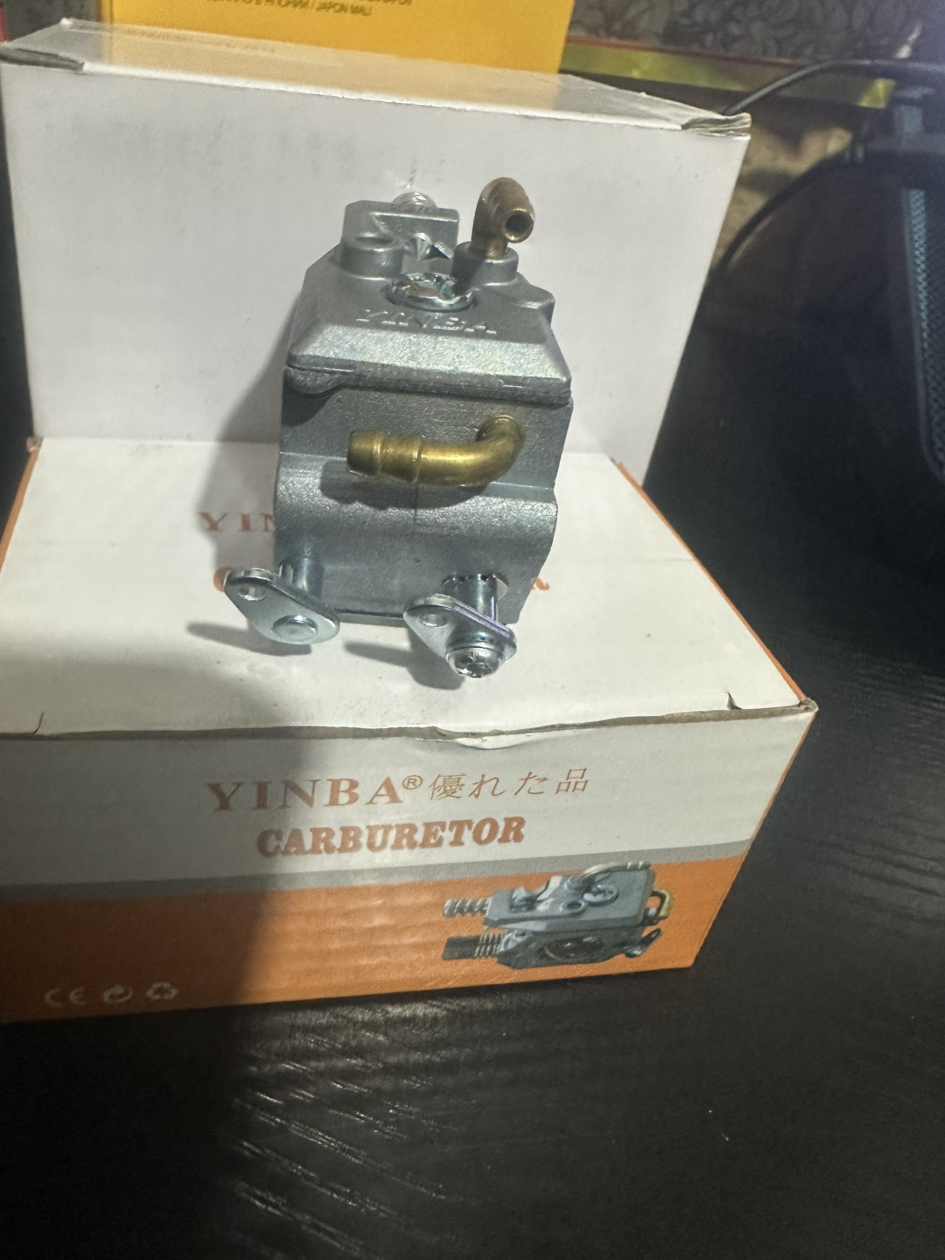 Bình xăng con ( bộ chế hoà khí) máy cưa xích 5200/5800/5900