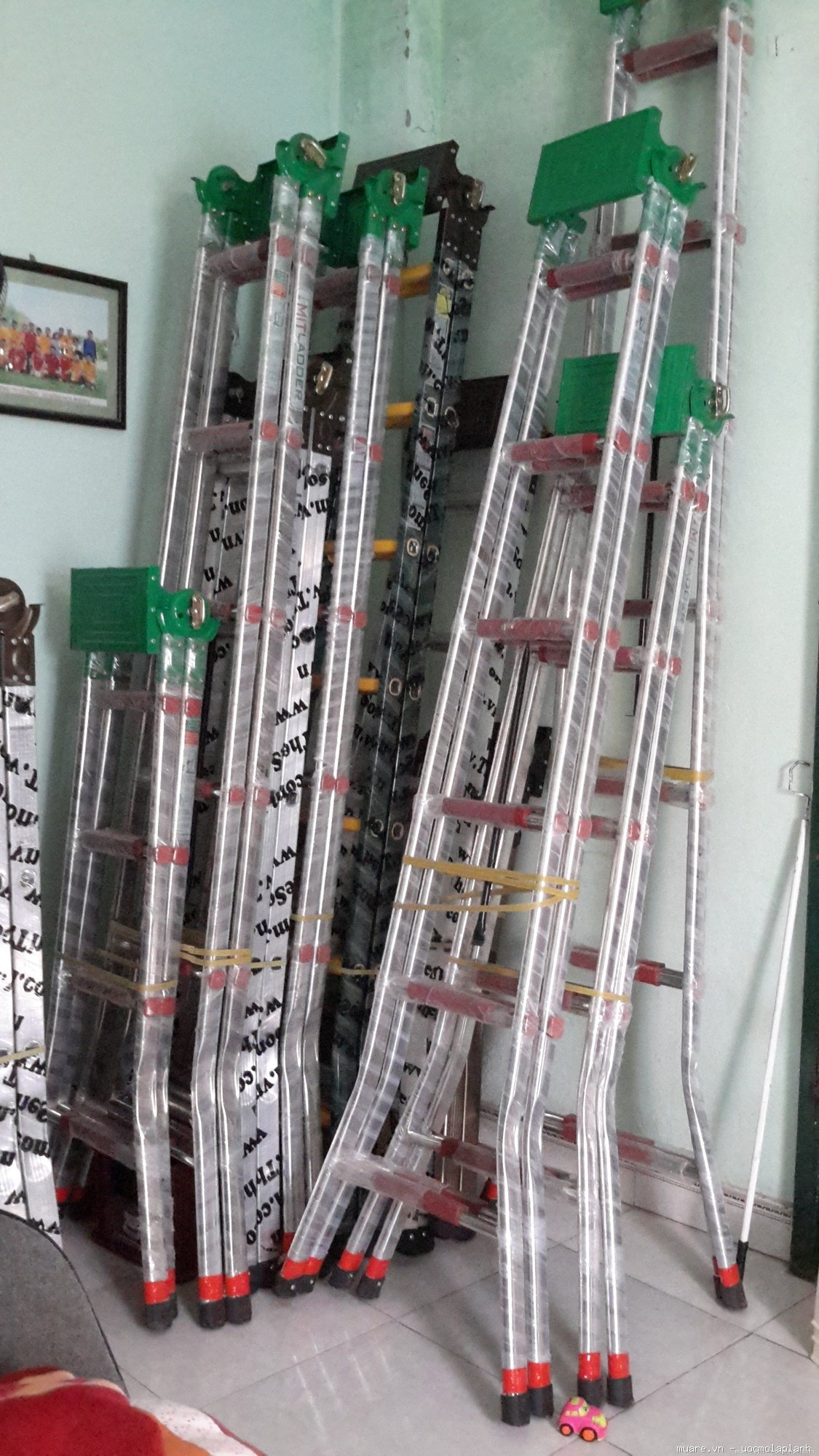 Thang inox chữ A cao 2m