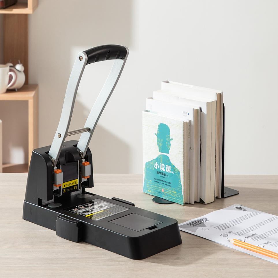 Máy đục lỗ đại 150 tờ Deli 150 (E0150)