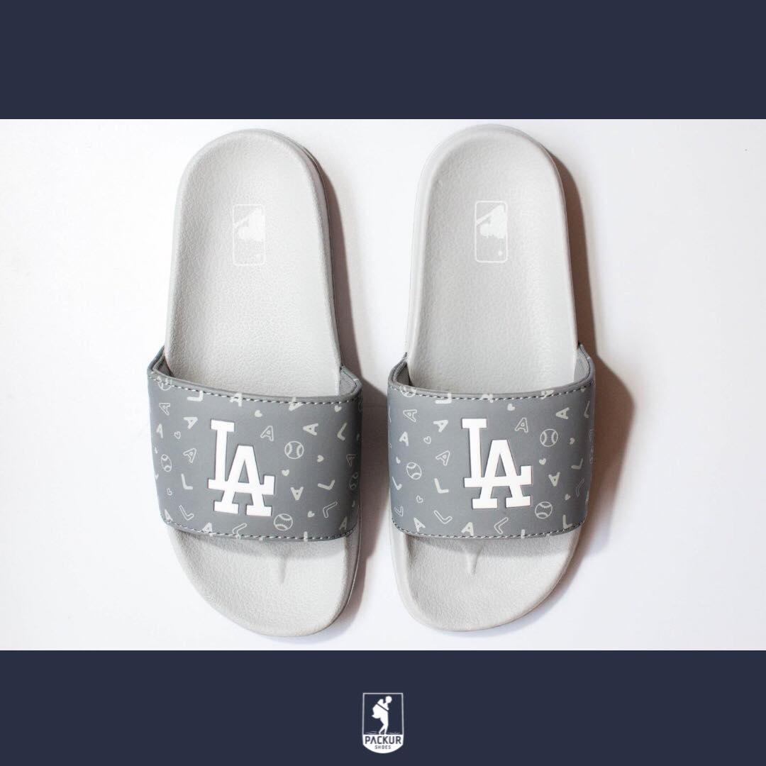 [HCM]Dép MLB LA (Trắng/Xám)
