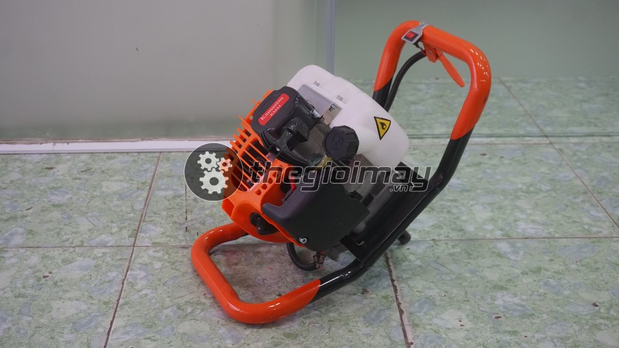 [HCM]Máy khoan đất 2 thì KAMASTSU KM44 1.8KW
