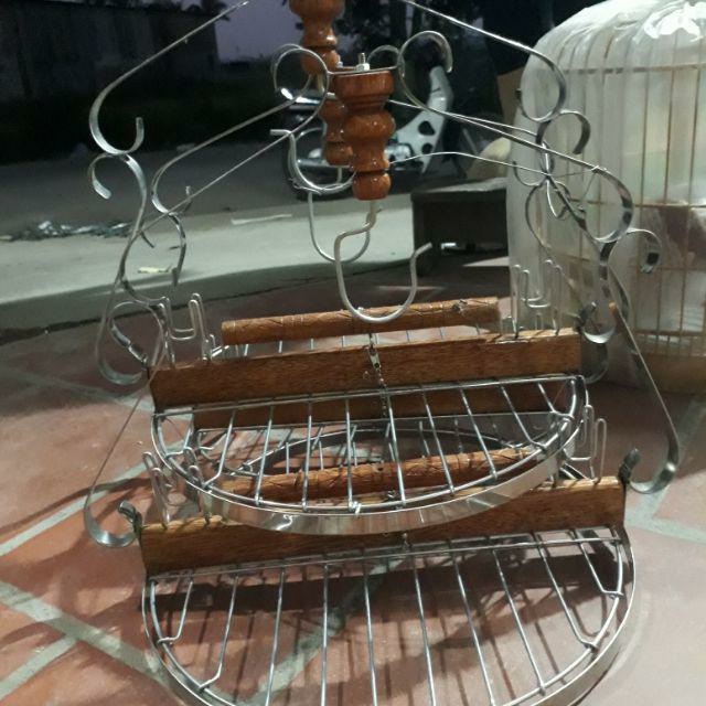 Cầu đứng cho vẹt
